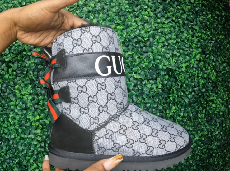 Snow Boots