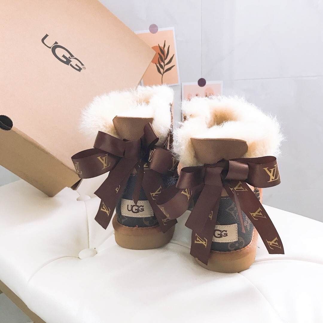 LV Ugg Boots - ontheflyybeautysupply